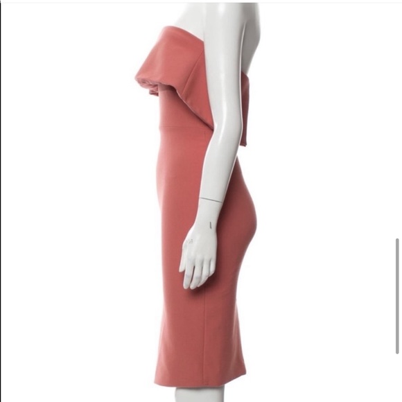 Elizabeth and James Dresses & Skirts - Elizabeth and James Dress